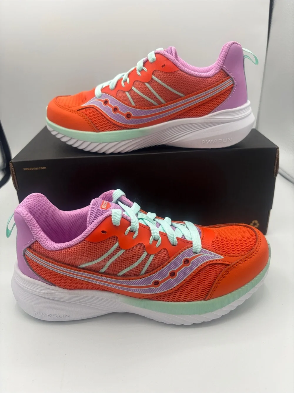 Saucony Endorphin KDZ 2.0 Girls Orange & Pink Sneakers Size 3.0 NWT